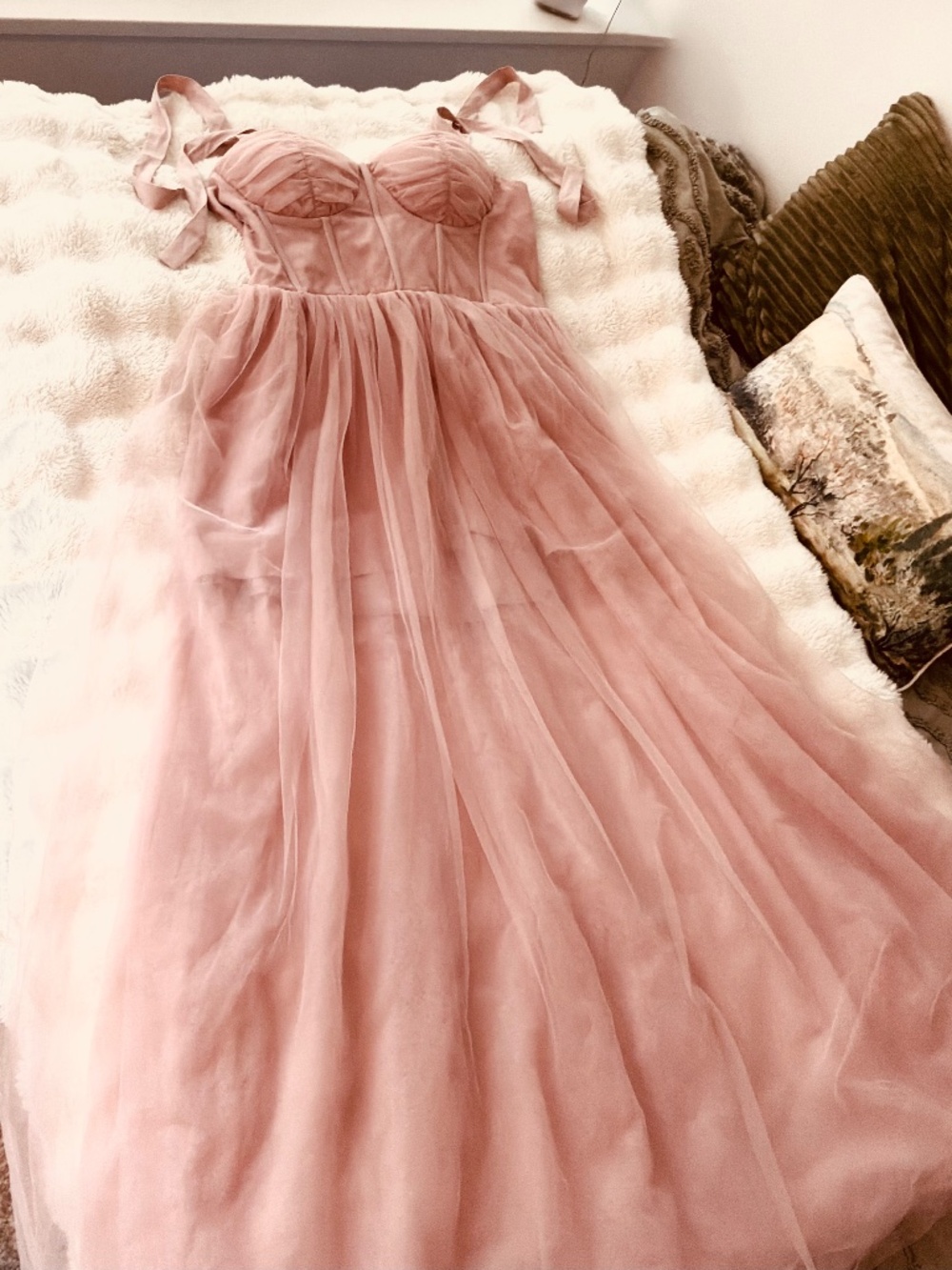 Showpo Emmary Bustier Bodice Tulle Maxi Gown size 16 Pink Corset Tie Strap Plus